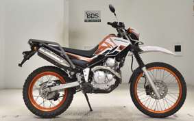 YAMAHA SEROW 250 Gen.3 2015 DG31J