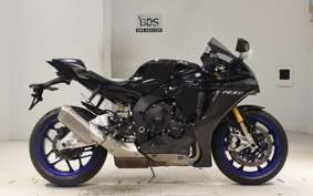 YAMAHA YZF-R1 M 2021