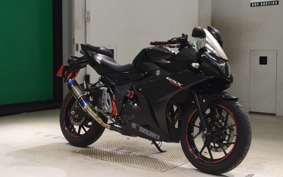 SUZUKI GSX250R 2025