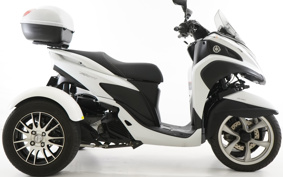 YAMAHA TRICITY 125 Trike SE78