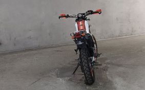 YAMAHA TORITSU CAR DG32J