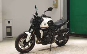 TRIUMPH TRIDENT 660 2022