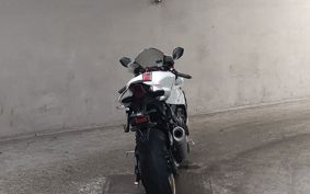 YAMAHA YZF-R1 2022 RN65J