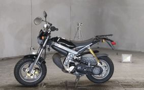 SUZUKI STREET MAGIC CA1LA