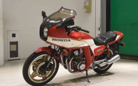 HONDA CB900F 2025 SC01