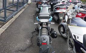HUSQVARNA SVARTPILEN 401 2023