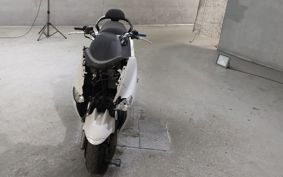 YAMAHA MAJESTY 125 SE27