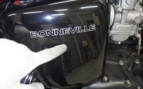 TRIUMPH BONNEVILLE 2010