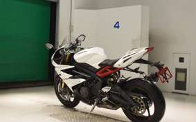 TRIUMPH DAYTONA 675 R