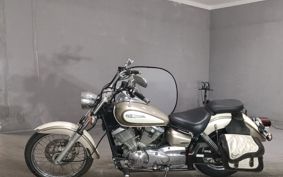 YAMAHA DRAGSTAR 250 VG02J