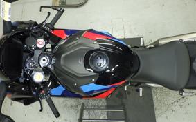 BMW M1000RRMコンペディショ 2025
