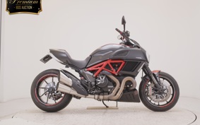 DUCATI DIAVEL Carbon 2018
