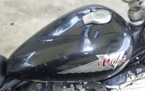 YAMAHA VIRAGO 250 3DM