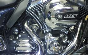 HARLEY FLHTCUTG TRIKE 2014