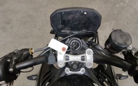 TRIUMPH TRIUMPH STREET TRIPLE R HDA434