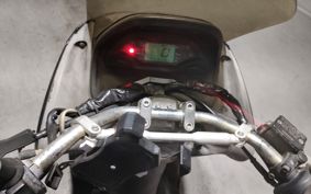 YAMAHA MAJESTY 125 SE27