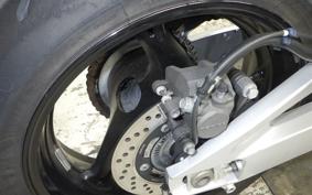 SUZUKI GSR 400 2008