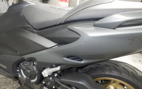 YAMAHA T-MAX 560 T 2021