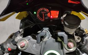 SUZUKI GSX-R1000 B6121