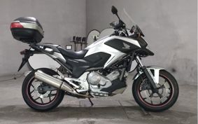 HONDA NC700X RC63