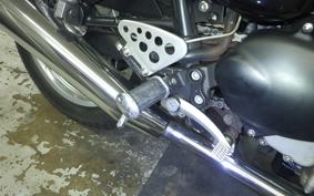 TRIUMPH THRUXTON 900 2005
