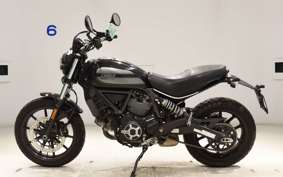 DUCATI SCRAMBLER SIXTY2 2021
