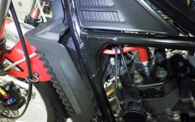 YAMAHA RZ250R 2024 29L