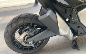 HONDA X-ADV 750 2025 RH21
