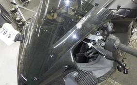 KAWASAKI ZX 10 NINJA R 2015