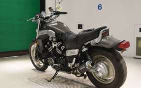 YAMAHA VMAX 2001