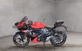 SUZUKI GSX-R125 DL33B