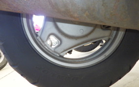 SUZUKI ADDRESS V100