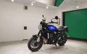 KAWASAKI Z900RS 2025 ZR900K