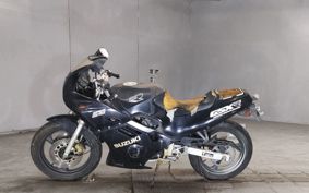 SUZUKI GSX-R250 GJ72A