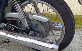 SUZUKI GT250 GT250B