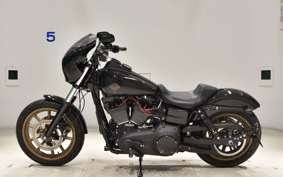 HARLEY FXDLS1800 2017