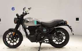 ROYAL ENFIELD HUNTER350 2025