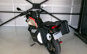 MOTO GUZZI V85 TT 2021 ZGUKW