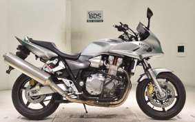 HONDA CB1300SB SUPER BOLDOR A 2006 SC54