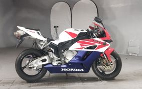 HONDA CBR1000RR SC57
