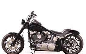 HARLEY FLSTC 2006 BW5