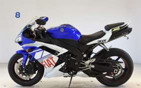 YAMAHA YZF-R1