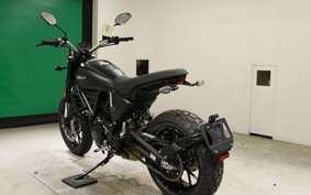 DUCATI SCRAMBLERアイコンダー 2025