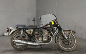 SUZUKI GT750 GT750