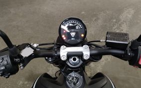 TRIUMPH  TRIUMPH  TRIDENT 660 LGL10U