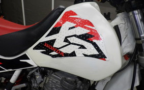 HONDA XR600R 2016 PE04