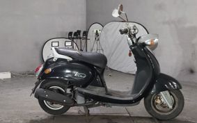 YAMAHA VINO 125 SE24