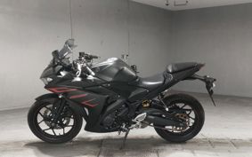 YAMAHA YZF-R25 RG10J