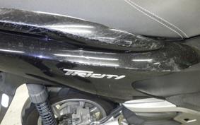 YAMAHA TRICITY 125 SE82J