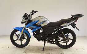 YAMAHA YS125 FAZER